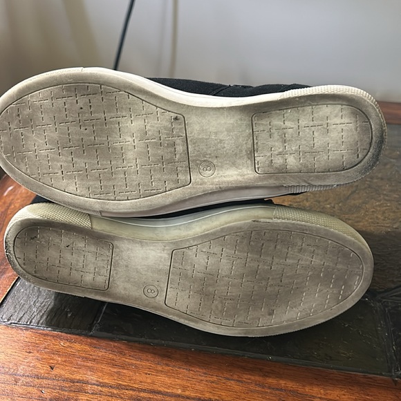 Black foam wedge sneaker size 8 - Picture 5 of 6